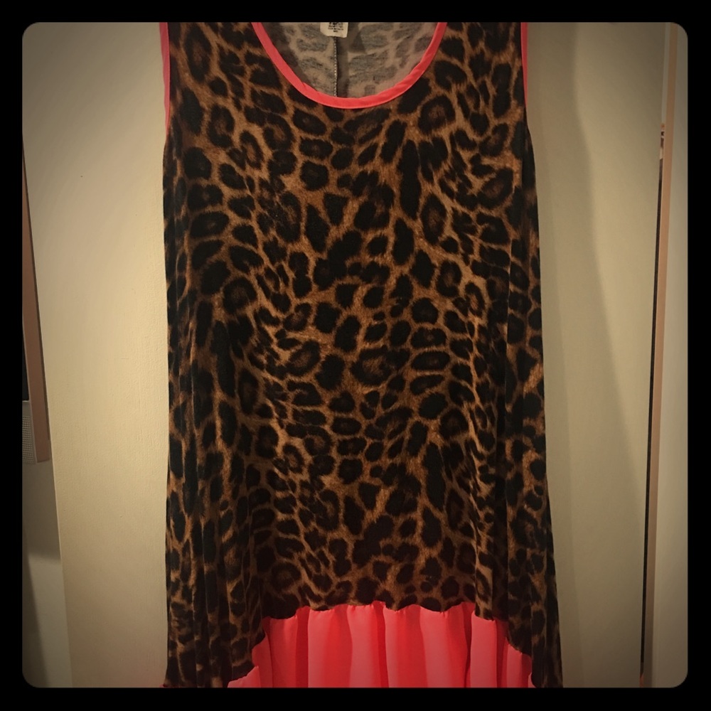 Women’s boutique top
